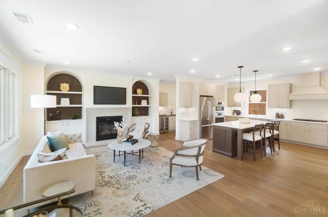 2800 Erie Avenue, Cincinnati, OH 45208