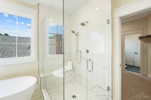 2800 Erie Avenue, Cincinnati, OH 45208