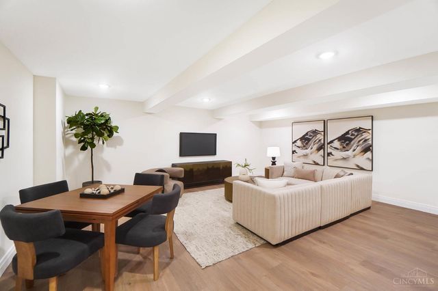 2800 Erie Avenue, Cincinnati, OH 45208