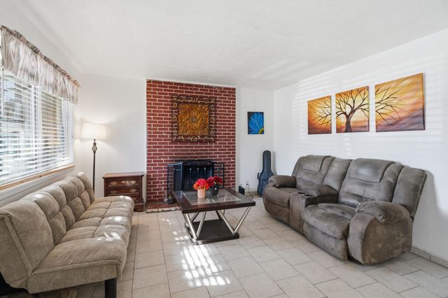 3931 Ortiz Court NE APT B, Albuquerque, NM 87110