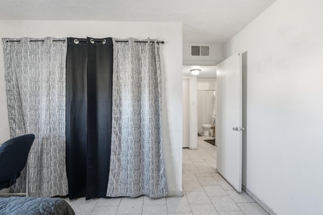 3931 Ortiz Court NE APT B, Albuquerque, NM 87110