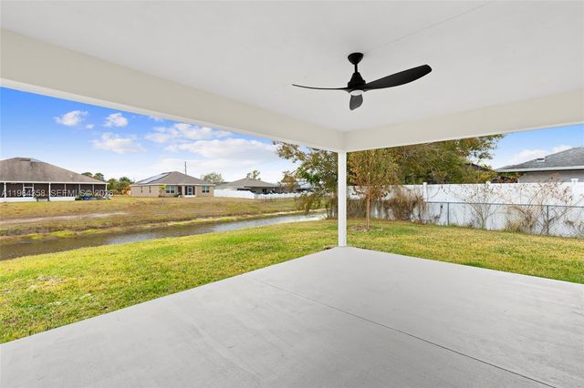 560 SW Carter Avenue, Port St. Lucie, Port St Lucie, FL 34983