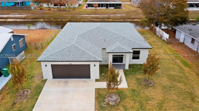560 SW Carter Avenue, Port St. Lucie, Port St Lucie, FL 34983