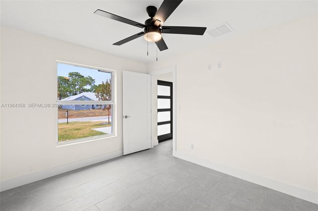 560 SW Carter Avenue, Port St. Lucie, Port St Lucie, FL 34983