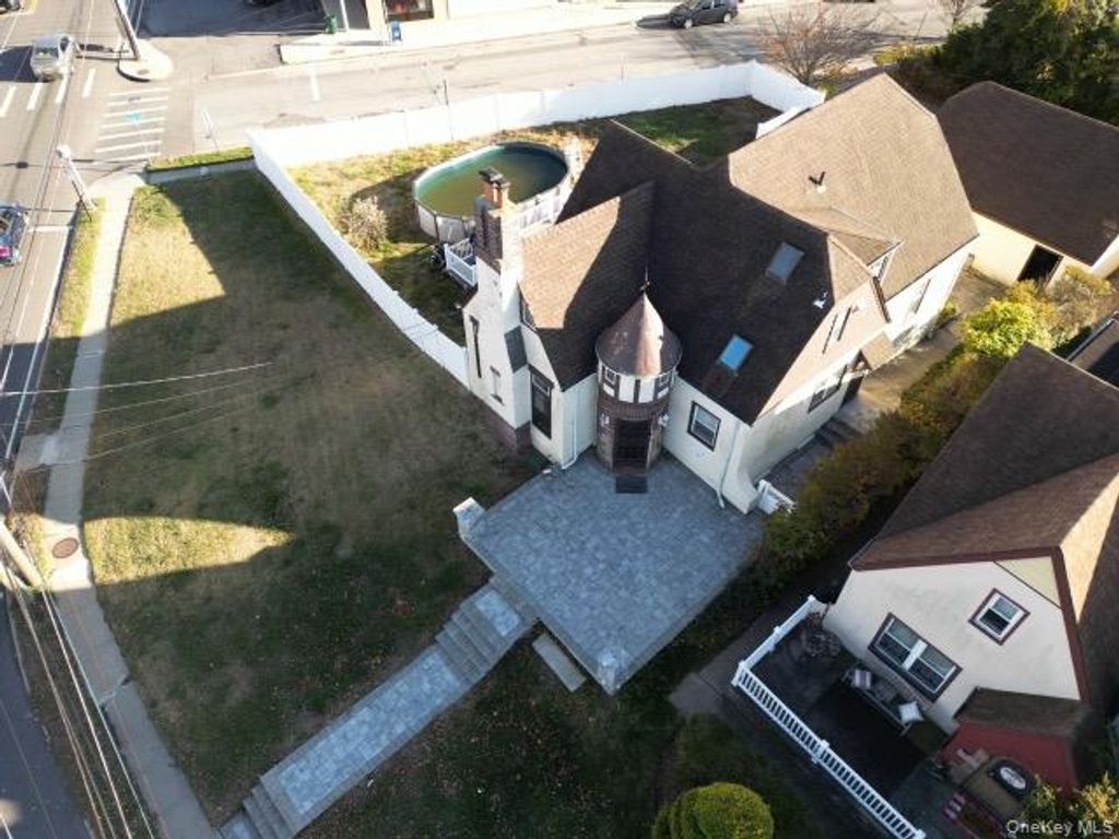 153 Main Street, East Rockaway, NY 11518