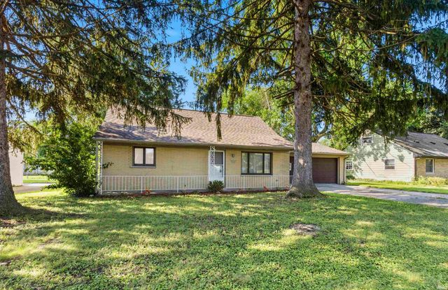 2624 Garden Park Drive, Fort Wayne, IN 46825