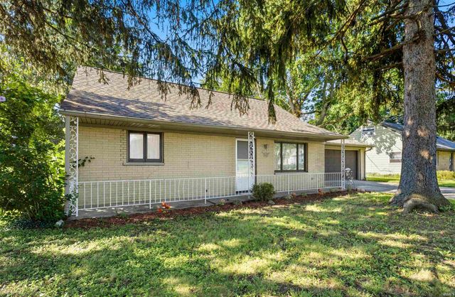 2624 Garden Park Drive, Fort Wayne, IN 46825