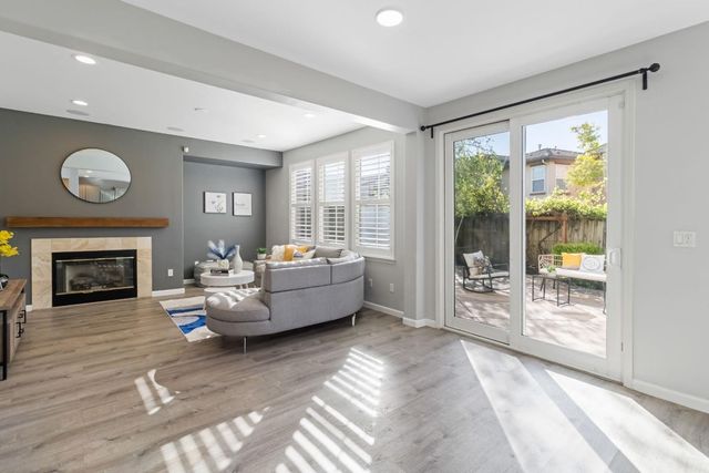 300 Crestridge Court, San Jose, CA 95138