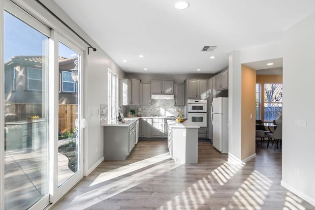 300 Crestridge Court, San Jose, CA 95138