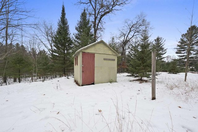 N12802 PIKE RIVER ROAD, Wausaukee, WI 54177