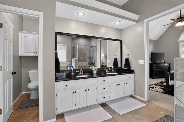 14602 S Hagan Street, Olathe, KS 66062