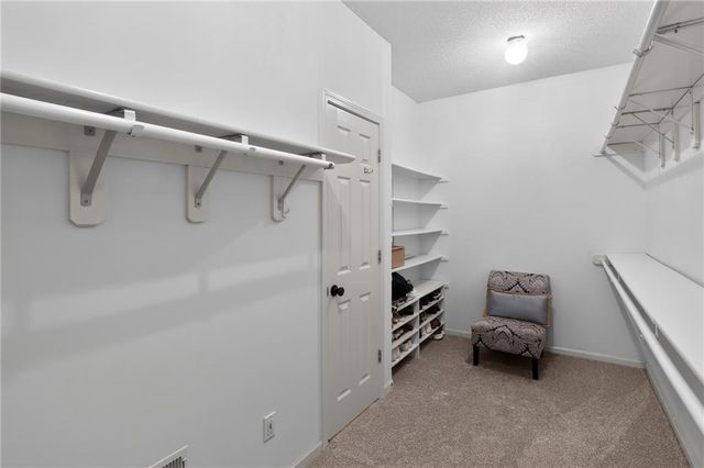 14602 S Hagan Street, Olathe, KS 66062