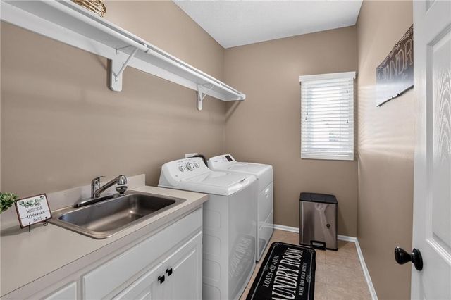 14602 S Hagan Street, Olathe, KS 66062