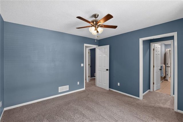 14602 S Hagan Street, Olathe, KS 66062