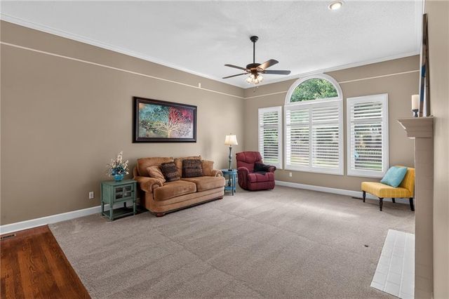 14602 S Hagan Street, Olathe, KS 66062