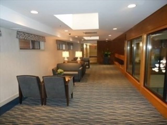 3920 Mystic Valley Pkwy 206, Medford, MA 02155