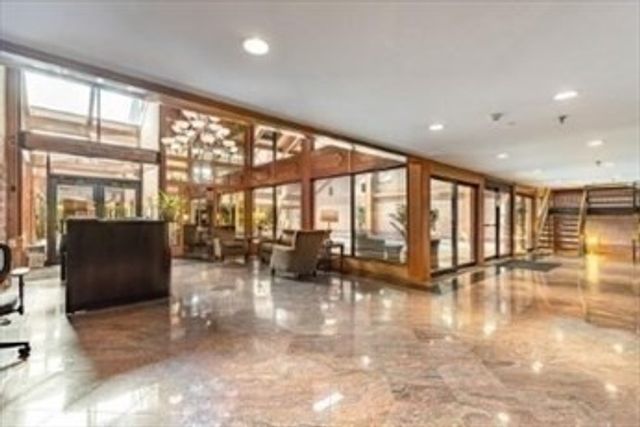 3920 Mystic Valley Pkwy 206, Medford, MA 02155