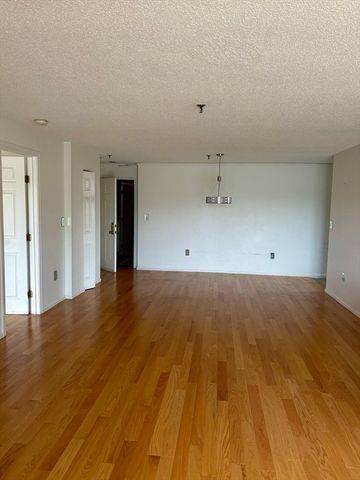 3920 Mystic Valley Pkwy 206, Medford, MA 02155