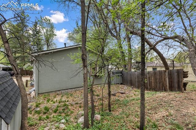 1527 W Cheyenne Road, Colorado Springs, CO 80906