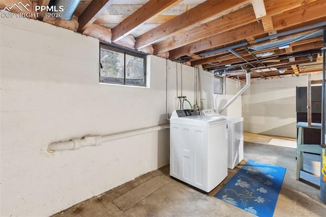 1527 W Cheyenne Road, Colorado Springs, CO 80906