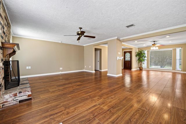 560 Savannah Park, Conroe, TX 77302