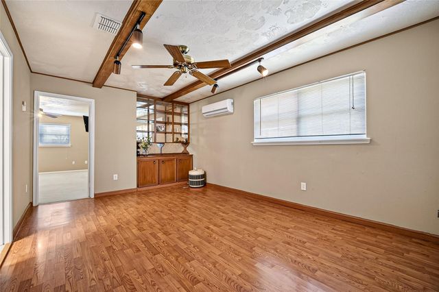 560 Savannah Park, Conroe, TX 77302