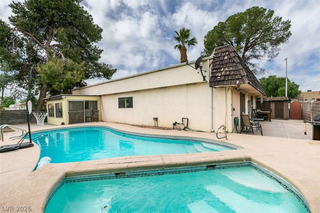 3668 Monte Verde Street, Las Vegas, NV 89121