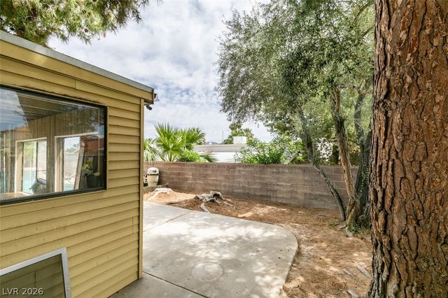 3668 Monte Verde Street, Las Vegas, NV 89121