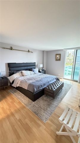 100 Bayview Dr 306, Sunny Isles Beach, FL 33160