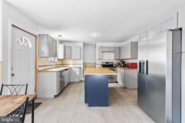 2247 REO DR, Effort, PA 18330