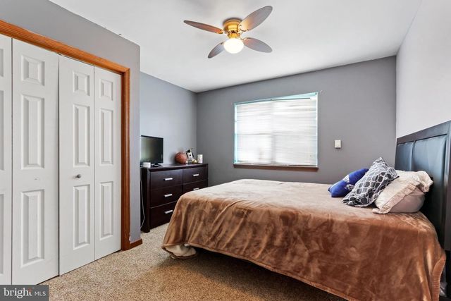 2247 REO DR, Effort, PA 18330