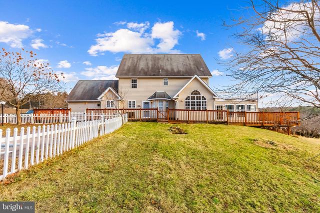 2247 REO DR, Effort, PA 18330