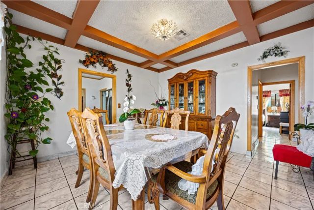 707 W 49th Street, Los Angeles, CA 90037