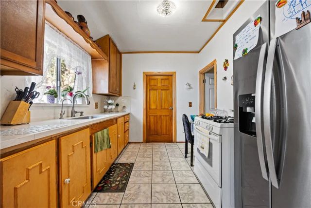 707 W 49th Street, Los Angeles, CA 90037