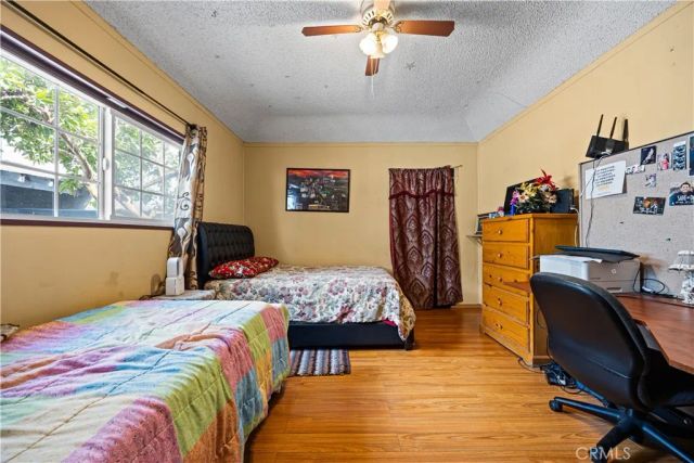 707 W 49th Street, Los Angeles, CA 90037
