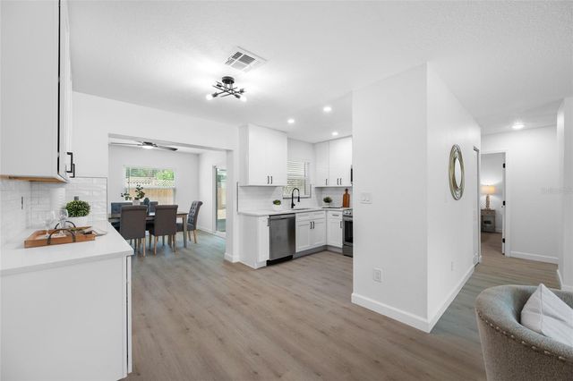 1549 HUNTINGTON LANE, Clearwater, FL 33755