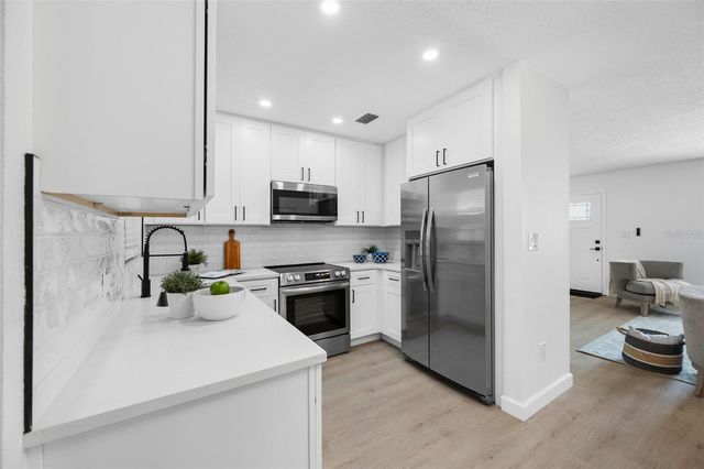 1549 HUNTINGTON LANE, Clearwater, FL 33755