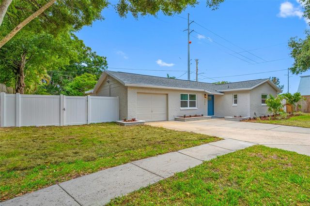 1549 HUNTINGTON LANE, Clearwater, FL 33755