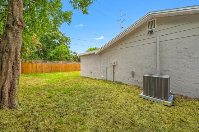 1549 HUNTINGTON LANE, Clearwater, FL 33755