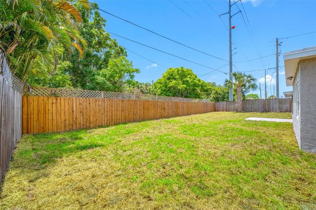 1549 HUNTINGTON LANE, Clearwater, FL 33755