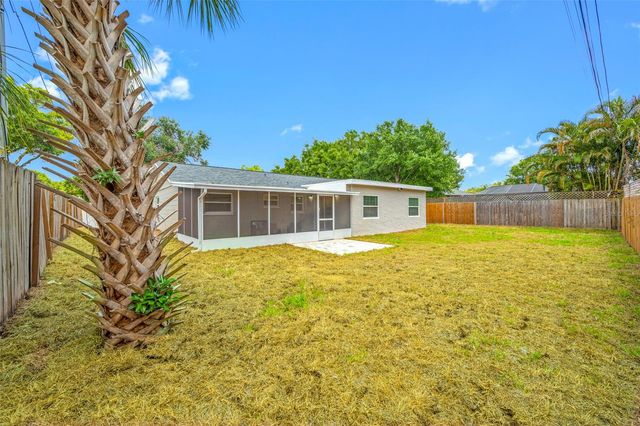1549 HUNTINGTON LANE, Clearwater, FL 33755