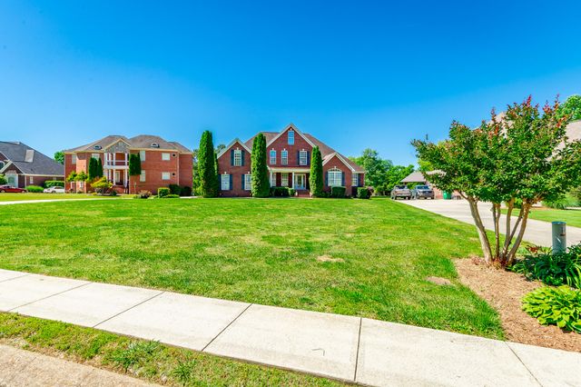 8543 Cavanaugh Lane, Hixson, TN 37343