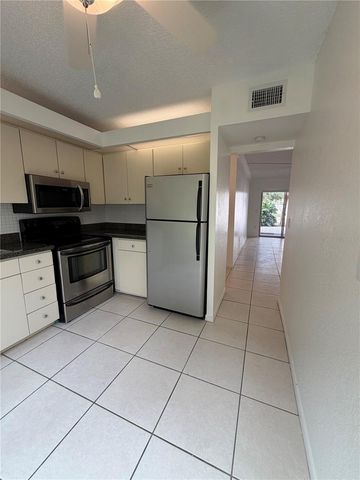 2205 BELLEAIR ROAD A23, Clearwater, FL 33764