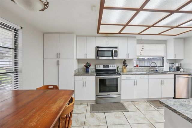 3309 EL AMADOR COURT, Tampa, FL 33614