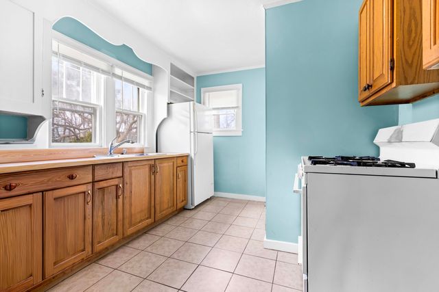 146 W Bidwell Street W, Battle Creek, MI 49015