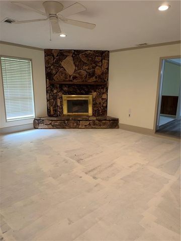 5000 Christopher Road, Wilmer, AL 36587