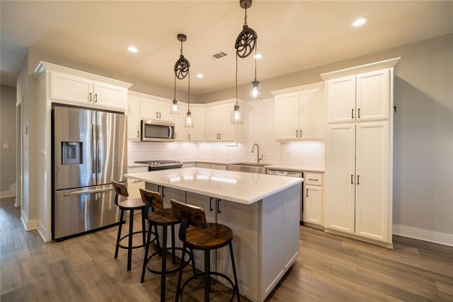 4721 Dry Creek Road, Sherman, TX 75092