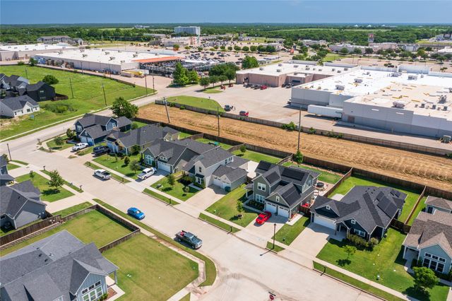 4721 Dry Creek Road, Sherman, TX 75092