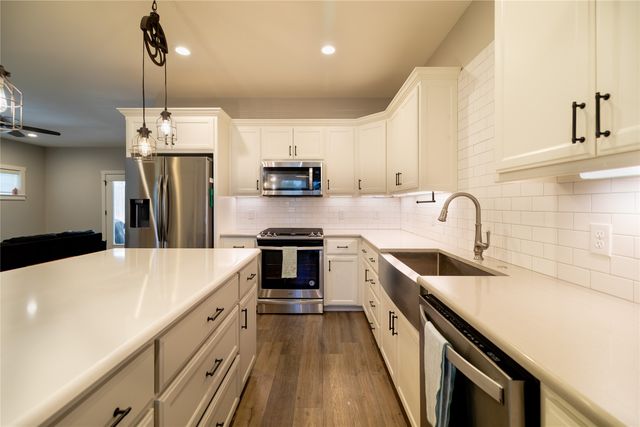 4721 Dry Creek Road, Sherman, TX 75092