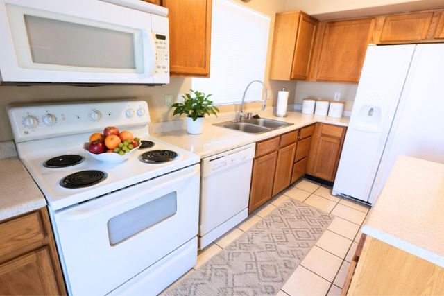 10326 W Missouri Avenue, Glendale, AZ 85307